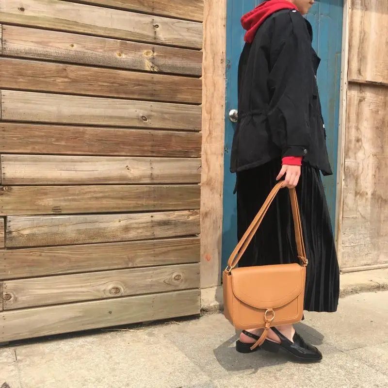 

2021 Minor Fringe With Small Ring Metal PU Square Solid Color Large Cross-Body Bag One-Shoulder Woman Bag