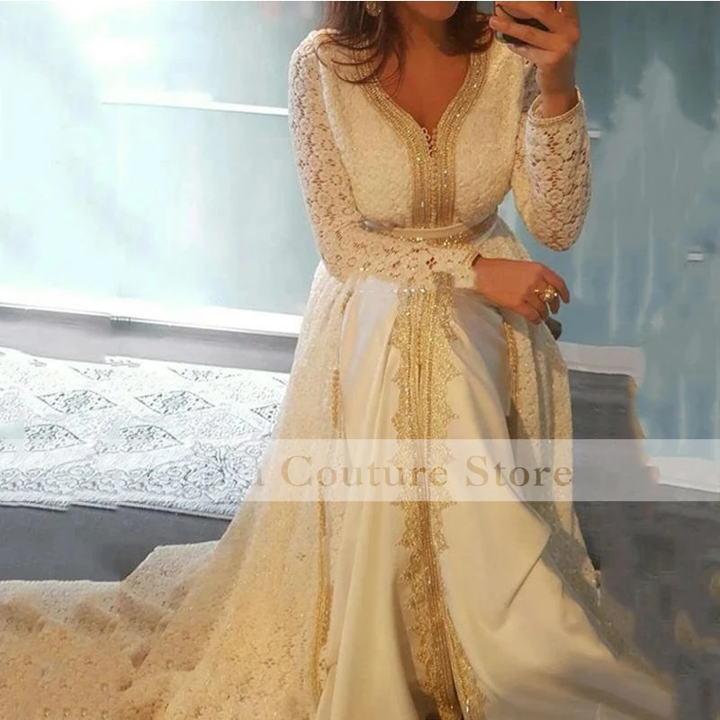 

2022 Lace Moroccan Caftan Evening Dresses Gold Lace Appliques Full Sleeves V Neck Arabic Dubai Robe De Soirre Muslim Prom Party