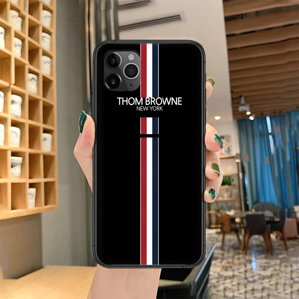 

Luxury brand Fashion Phone Case For iPhone 4 4s 5 5S SE 5C 6 6S 7 8 Plus X XS XR 11 12 Mini Pro Max 2020 black Bumper Luxury