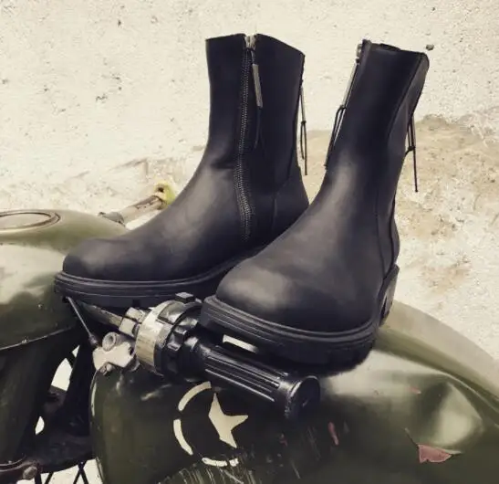 Осенне зимние мужские полуботинки в стиле ретро черные сапоги с толстой подошвой