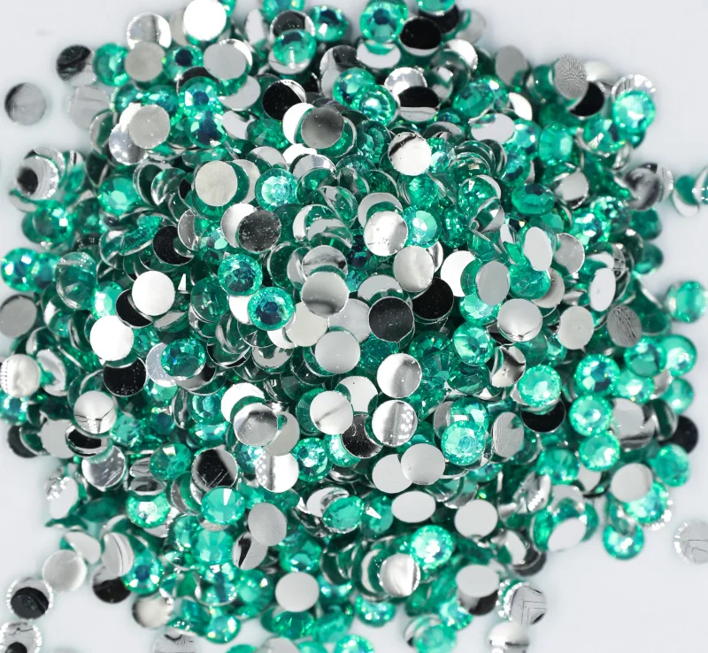 Green Zircon Color 3~6mm Flatback стразы Resin Non hotfix Rhinestones in Bulk Package Plastic Nail Art Decoration for Garment