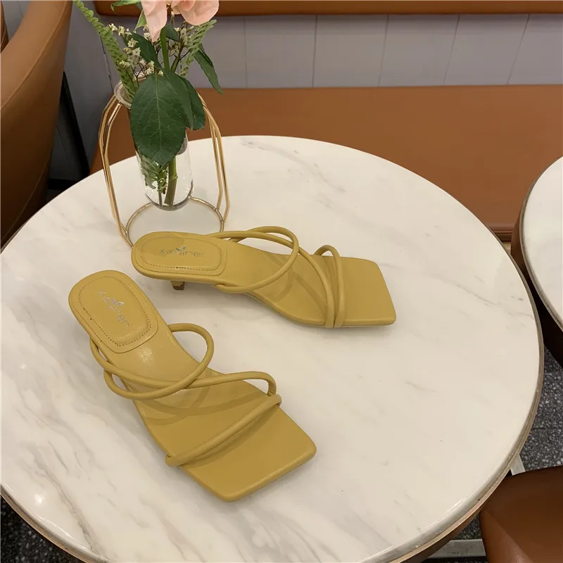 

Shoes Slippers Casual Slides Thin Heels Slipers Women Low Square Toe Luxury Summer 2021 PU Sweet Fashion Basic Fabric Rome