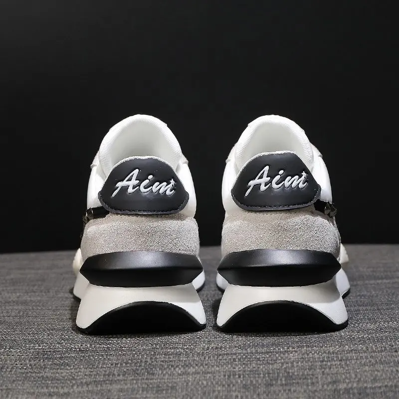 

Spring New Women Shoes Comfortable Breathable Rivet Sneakers Students Sports Shoes