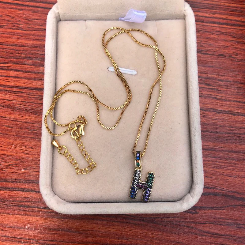 Подвеска с буквами и цепочкой латунный позолоченный кулон микро инкрустацией