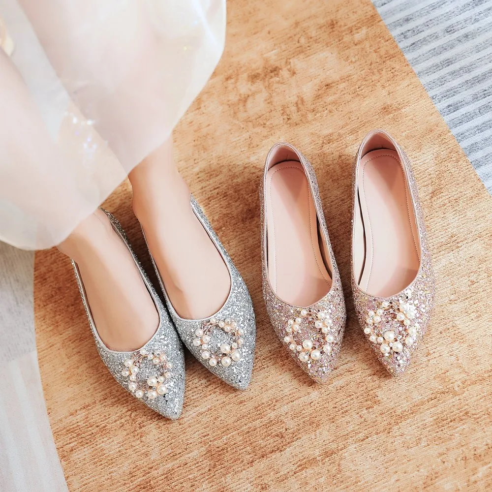 

Luxury Pearls Buckle Fasteners Wedding Shoes Bride Low Heels Silver Sequins Pointed Toe Lady Party Dress Princess Shoes Size 43