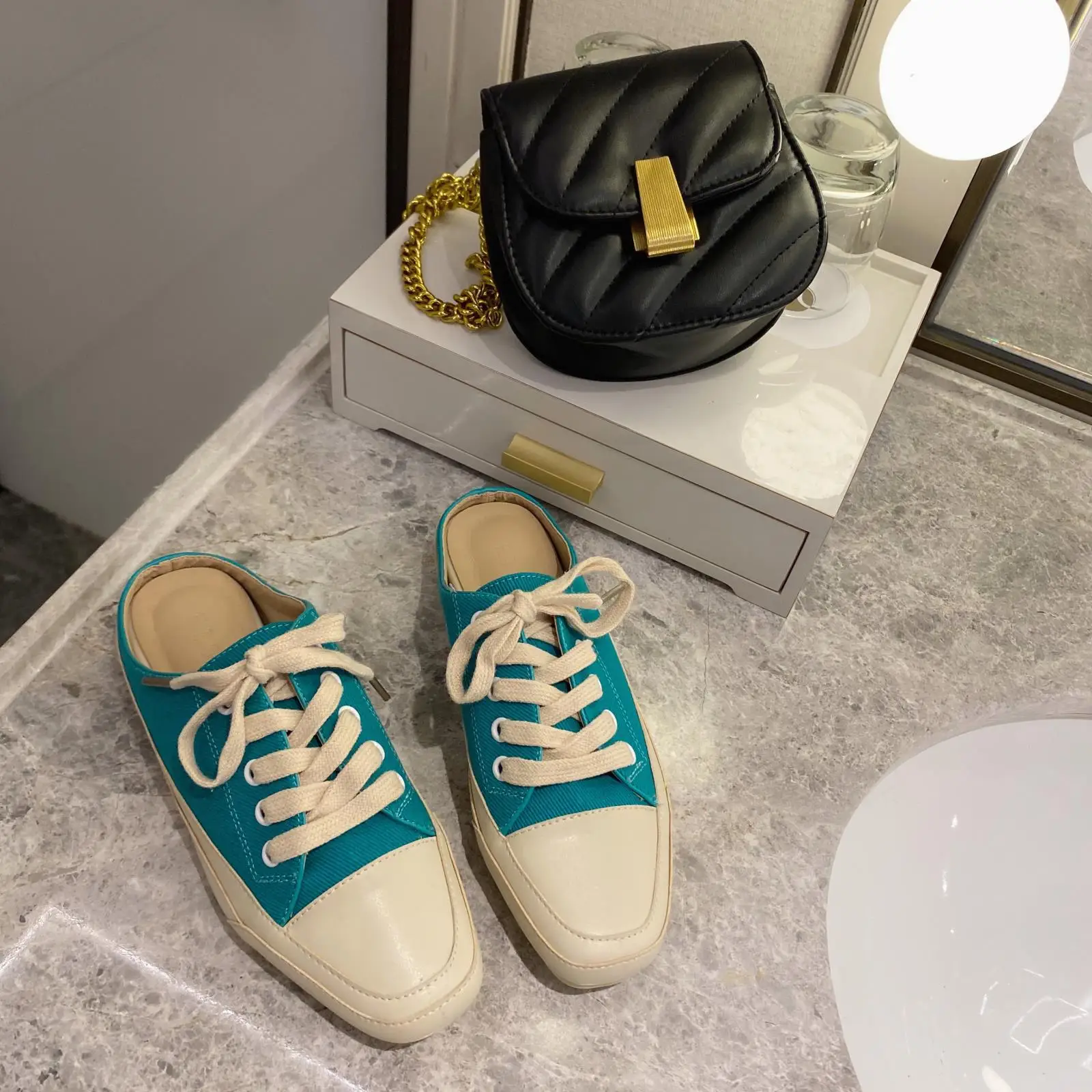 

Cover Toe Shoes Woman 2021 Loafers Female Slippers Luxury Slides Lady Platform New Summer Flat Designer Girl Soft Fabric Rubber