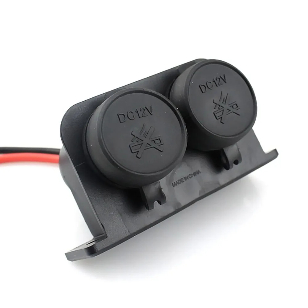 

Waterproof Cigarette Lighter socket Wear resistance 8.5*5.6*4.6cm Dual