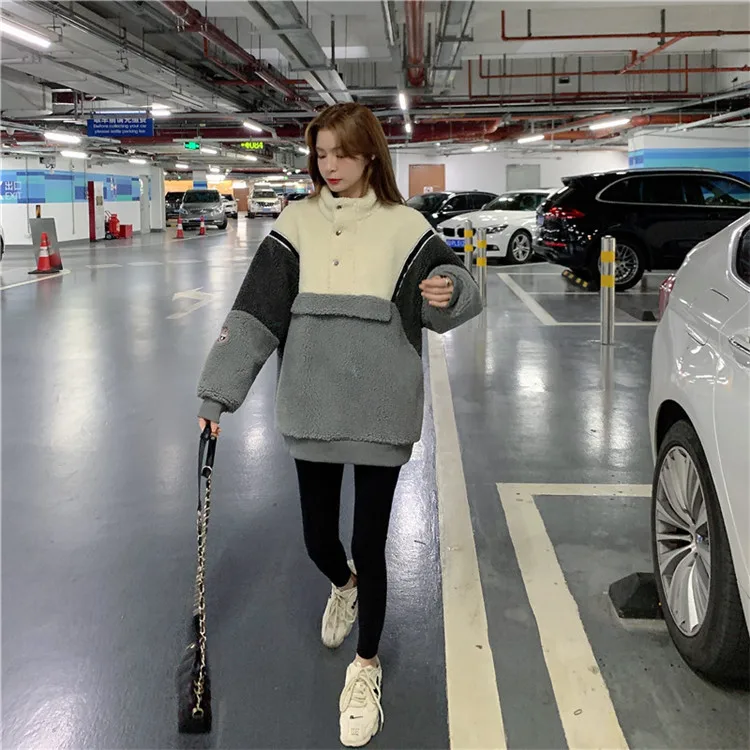

2020 new lamb wool sweatershirt women's jacket autumn and winter retro lamb wool Hong Kong style color matching clothes