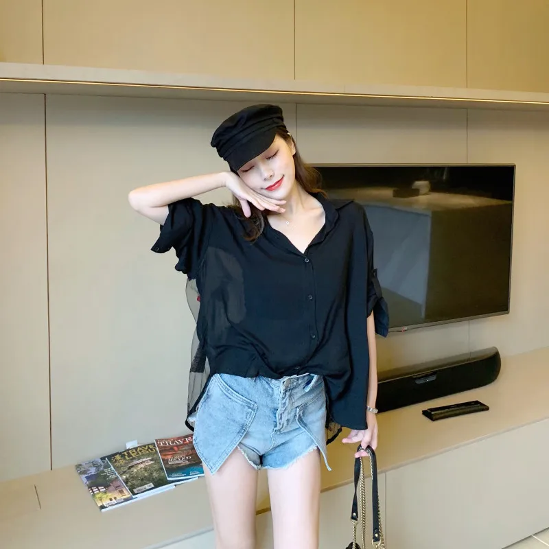 

New sweet wind mesh stitching halter print loose super fairy shirt