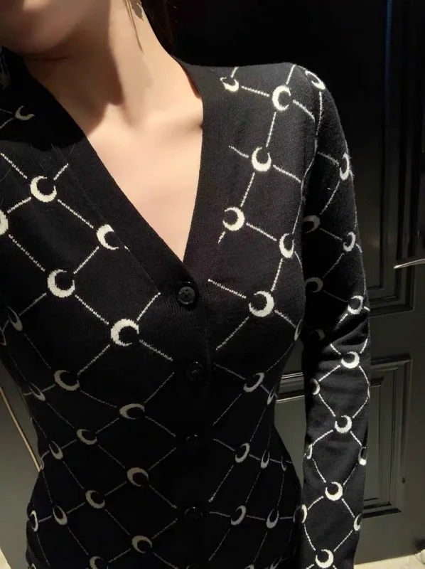 New Style Autumn Winter Fashion Versatile Tight Fitting Self Cultivation Classic Design Black White Diamond Jersey Dress M2