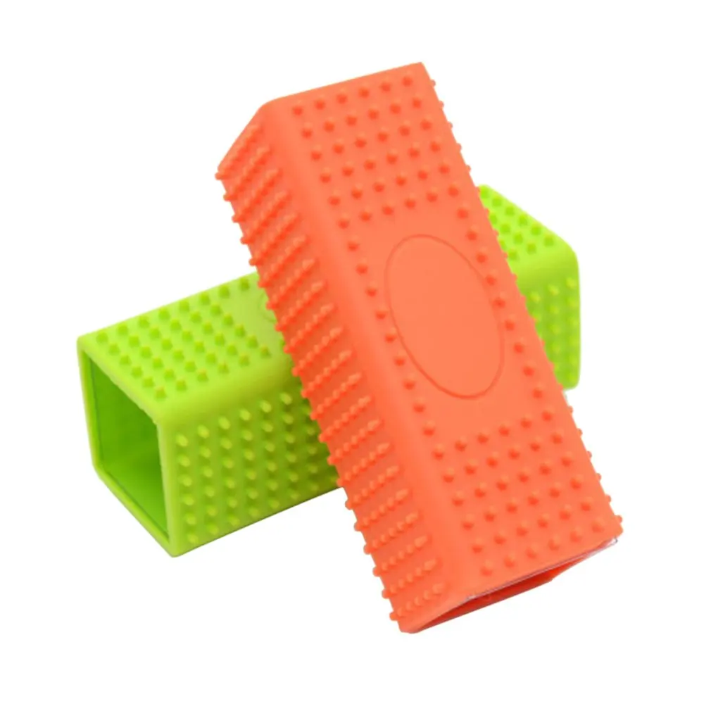 

2pcs Hot HighQuality Pet Hair Remover Silicone Pet Hair Adhesive Cleaner Pet Hair Clean Tool Hollow Column Pet Hair Removal Comb