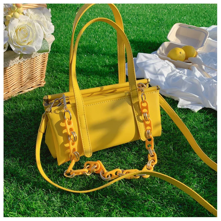 Fashion New Trend Designer Solid Candy Color Acrylic Chain Handbag Pu Leather Armpit Bag Womens Purses 2021