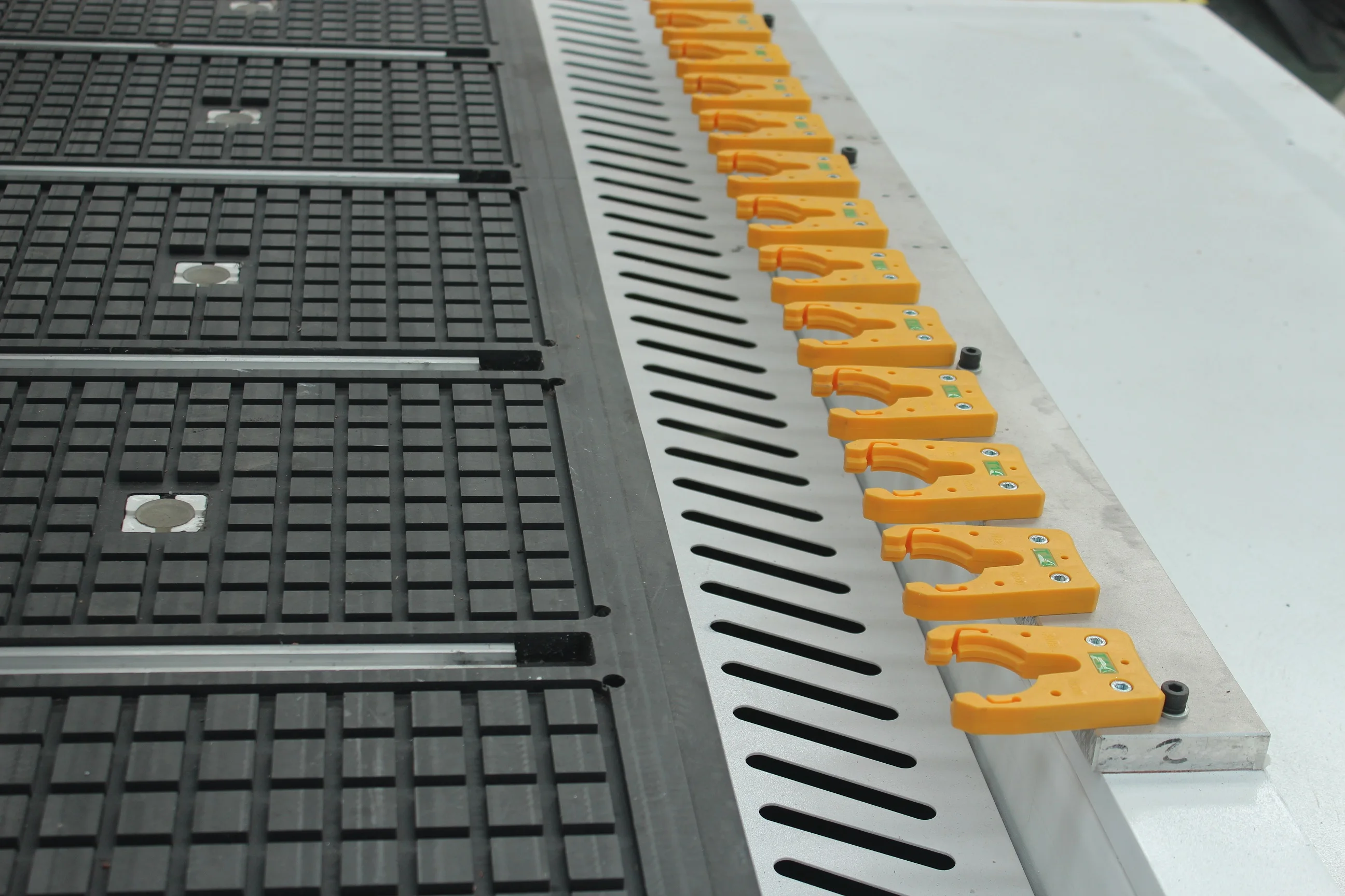 Большой размер ATC деревообрабатывающий станок с ЧПУ 2000*3000 мм|Фрезы по дереву| |