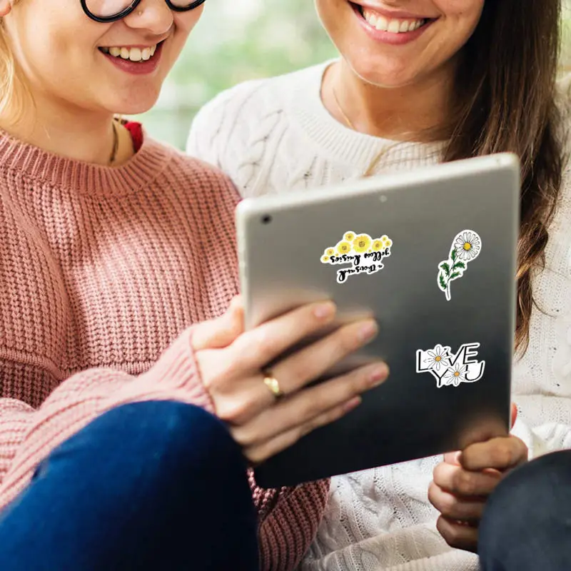 

Graffiti Decorative Scrapbooking Stickers Journal Diary Stationery Sticker Daisy Slogan Ablums Decal Adhesive Paper Yellow 50pcs