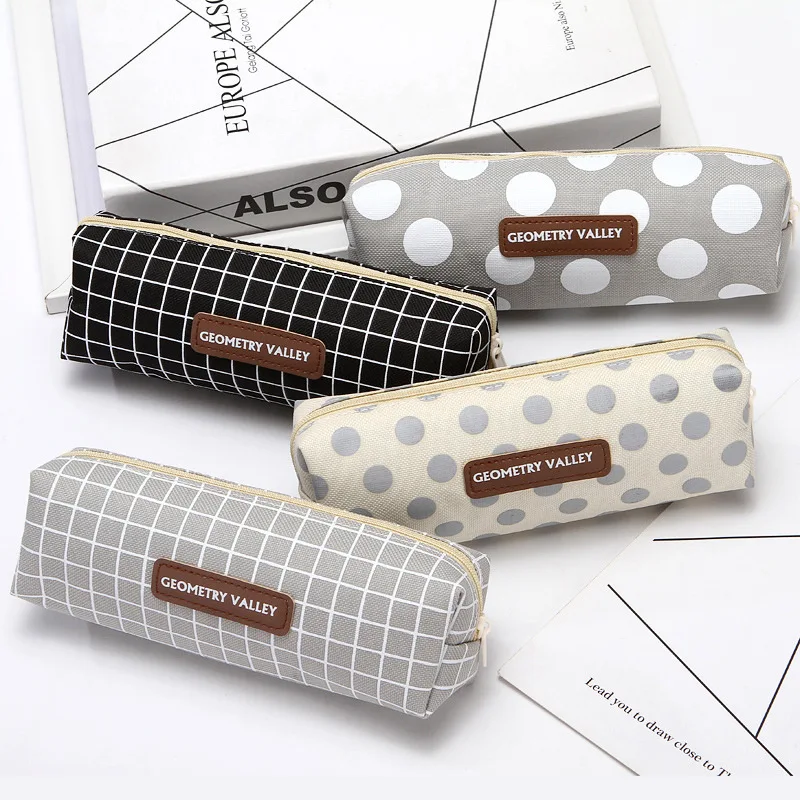 

Simple lattice pencil case student solid color pencil case female stationery bag boys and girls pencil case pencil case