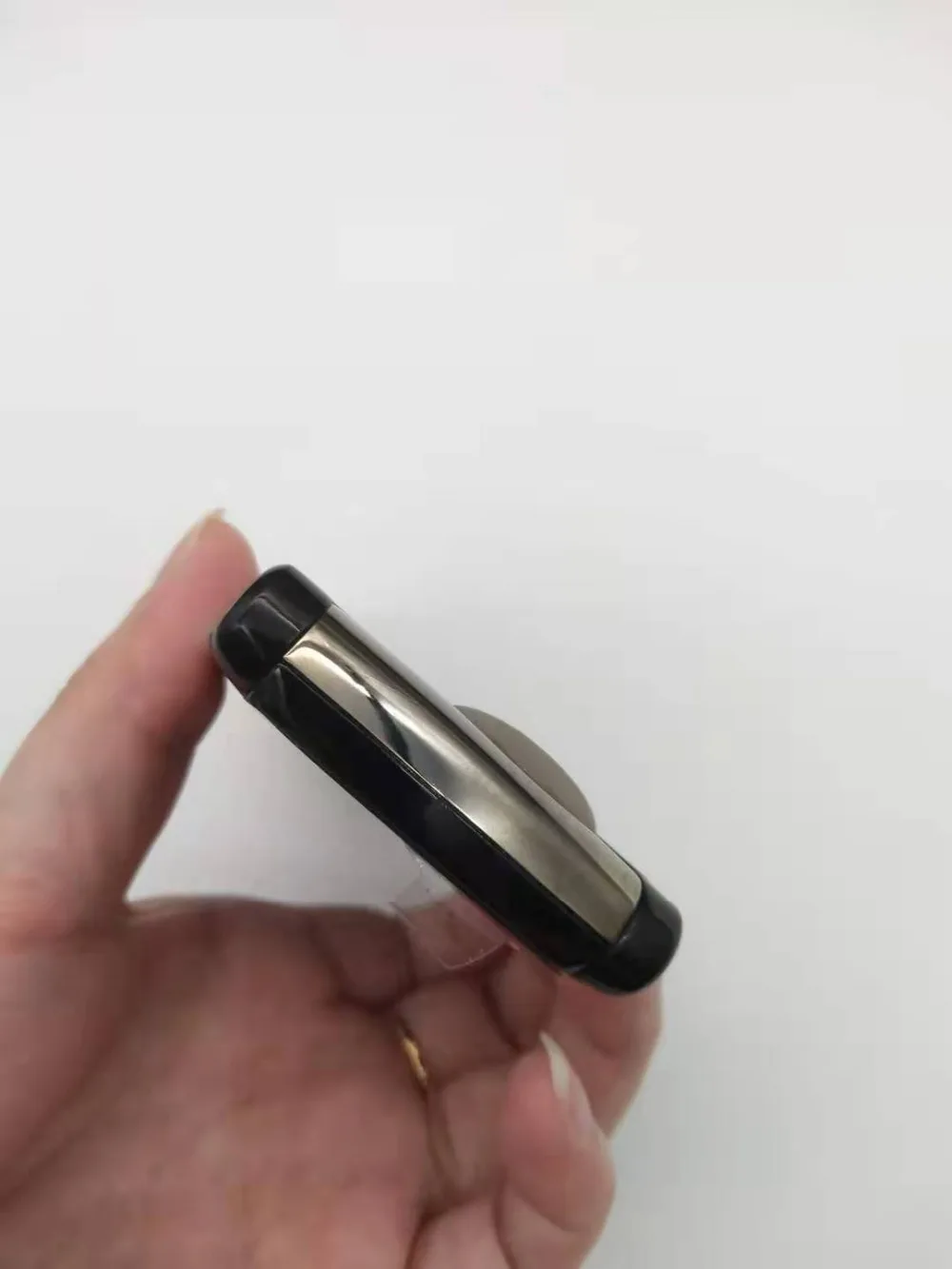 Оригинальная роскошная версия Motorola V8 разблокированный GSM флип Bluetooth MP3 FM Радион мобильный телефон