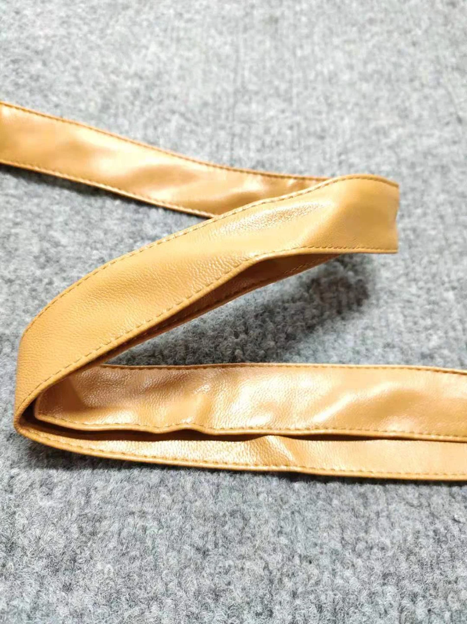 Платье женское из искусственной кожи с V-образным вырезом на шнуровке Осень-зима