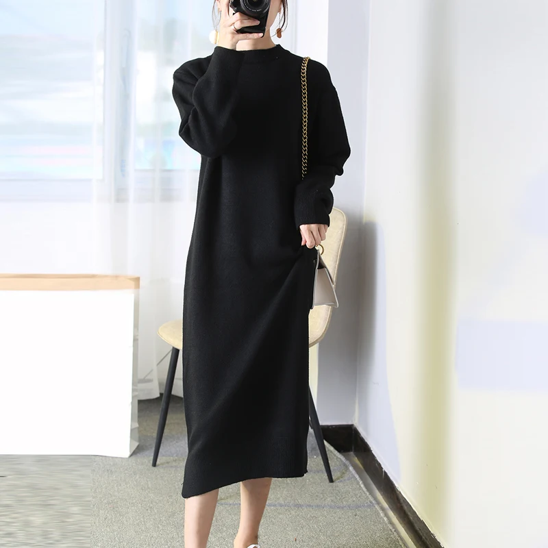 Женское платье-свитер с высоким круглым вырезом ALKMENE осенне-зимние модели 2019