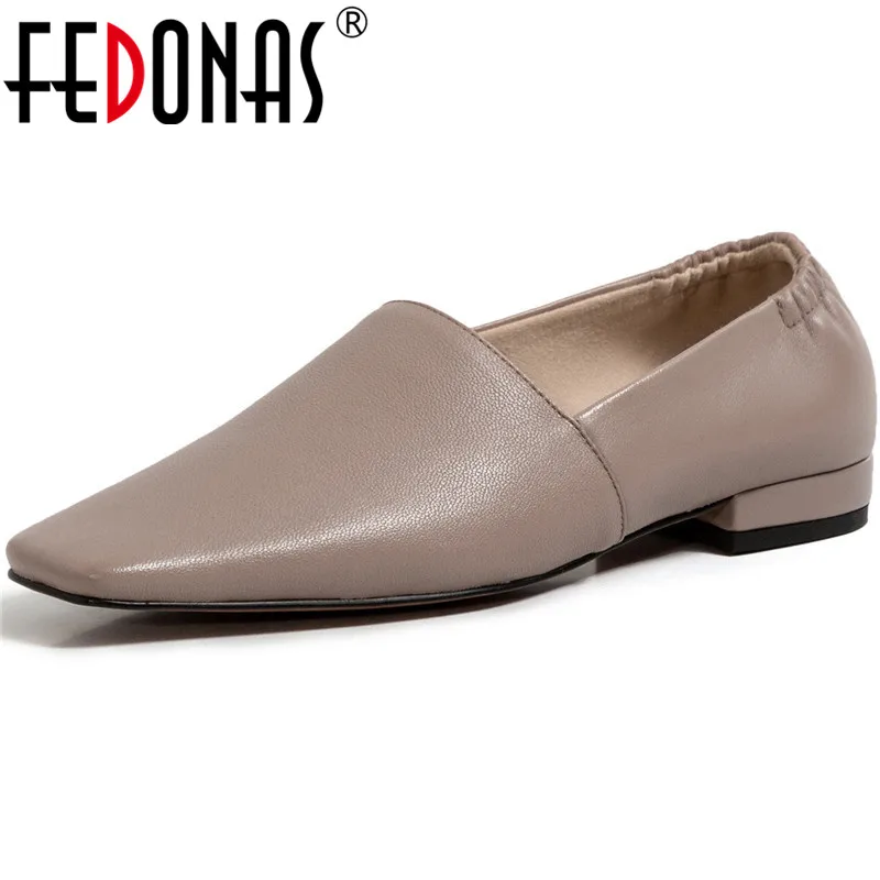 

FEDONAS Vintage Women Shoes Soft Genuine Leather Square Toe Shoes For Women Pleated Working Thick Heels Shoes Woman Spring