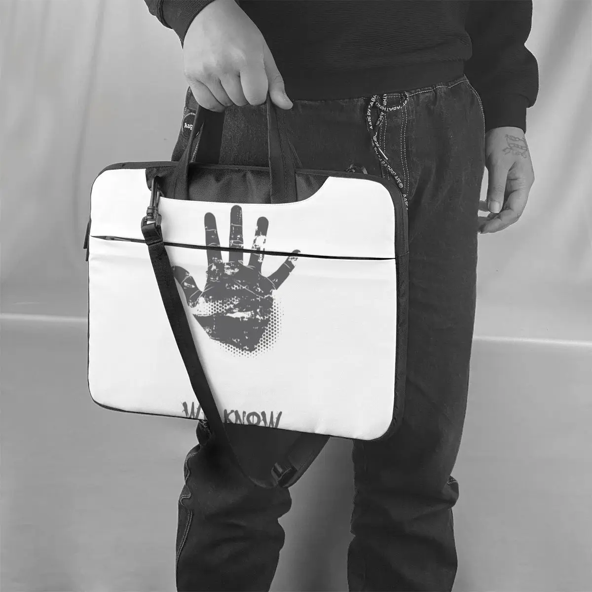 

Skyrim Laptop Bag Case Shockproof Fashion Computer Bag Travelmate Clutch Laptop Pouch