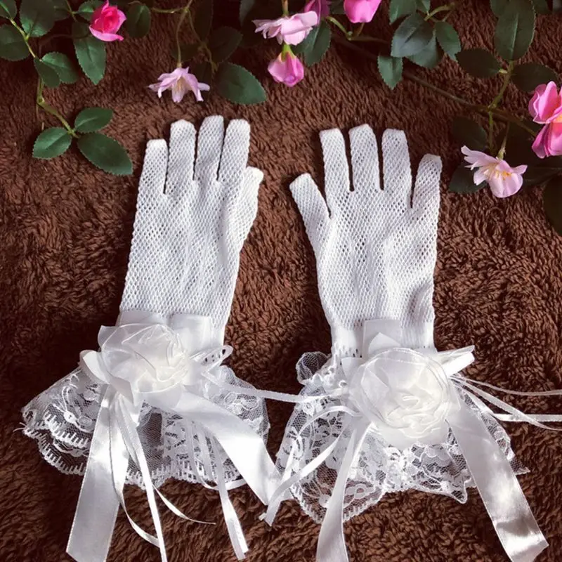 

Fashion Bride Summer Wedding Dress Gloves Lace Large Flowers Short with Fingers Mittens Mesh Hollow Glove