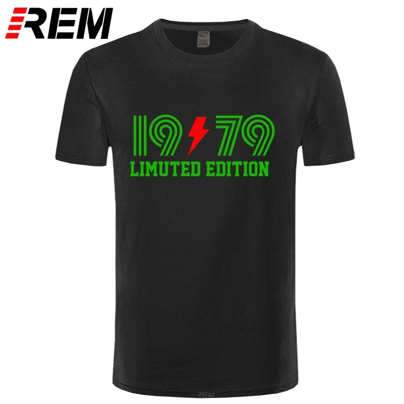 Новинка 1979 крутая футболка ограниченной серии Red Text Мужская модная с коротким