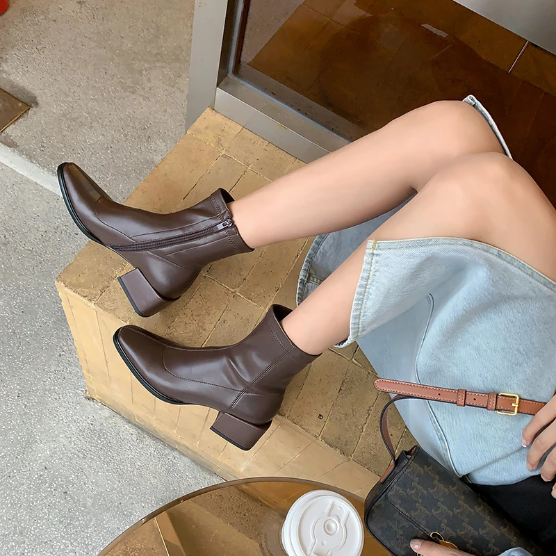 

2021 Autumn Shoes Women Ankle Boots Genuine Leather Winter Newest Side Zipper Med Heels Boots Party Basic Shoes Woman