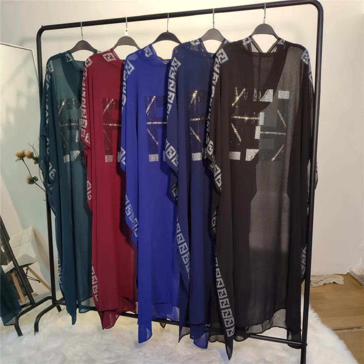 

Donsignet Muslim Dress Muslim Fashion Drill Chiffon Bat Sleeve Hoodie Dress Middle East Eid Duabi Abaya Turkey Women Muslim Robe