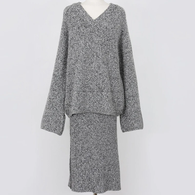 

Women's 2-piece Set Fashionable and Elegant Loose V-neck Top + Slim Skirt Ladies Gray Sweater Suit