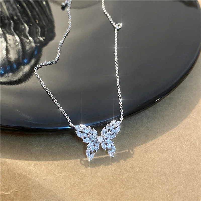 

Ins Hot Sale Luxury Top Quality Butterfly Necklace for Women Romantic Bling Cubic Zircon Collar Delicate Kolye Jewelry Pendant
