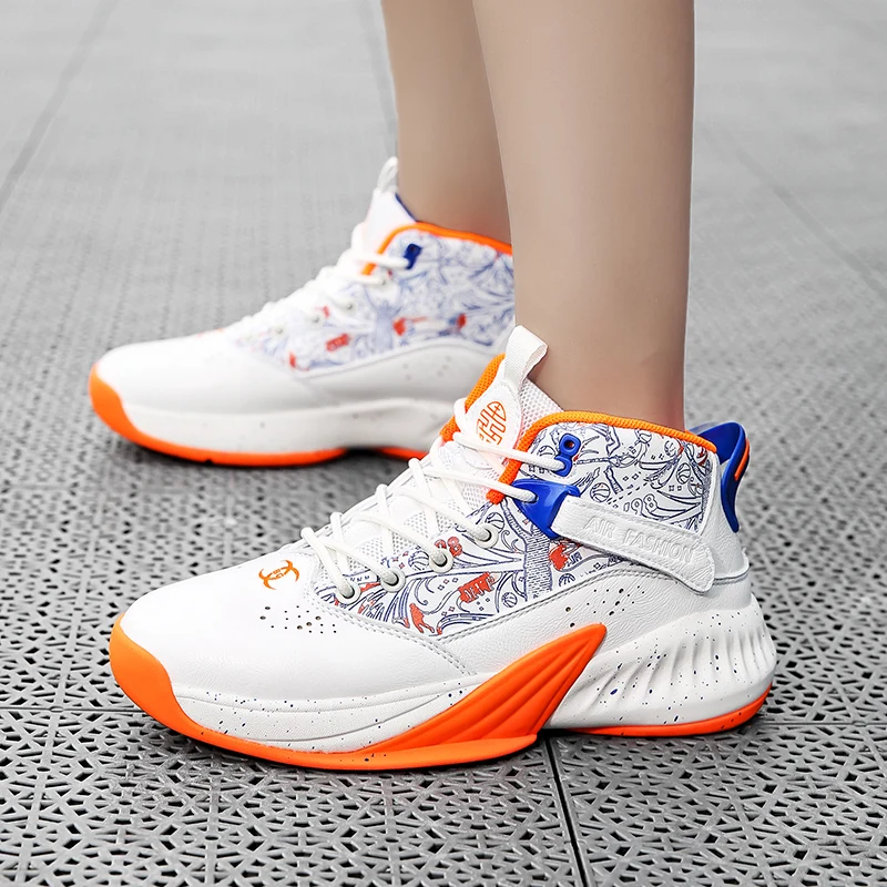 Breathable Light Sneakers Male Outdoor Adult Trainers Basketball Shoes Man Loves Unisex Trendy Graffiti Non-slip Men Shoes Sport