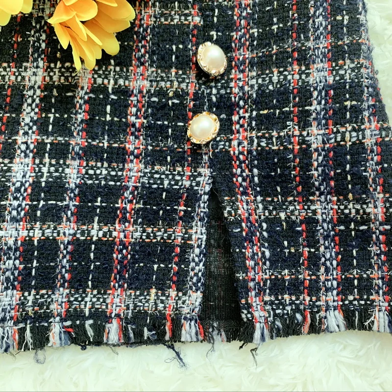 

New Winter Suit Sweater Bust Skirt Of Tall Waist Sweet And Fresh Cut Age Two-Piece Outfit Grid Tweed Skirt Couture Girl Clothes