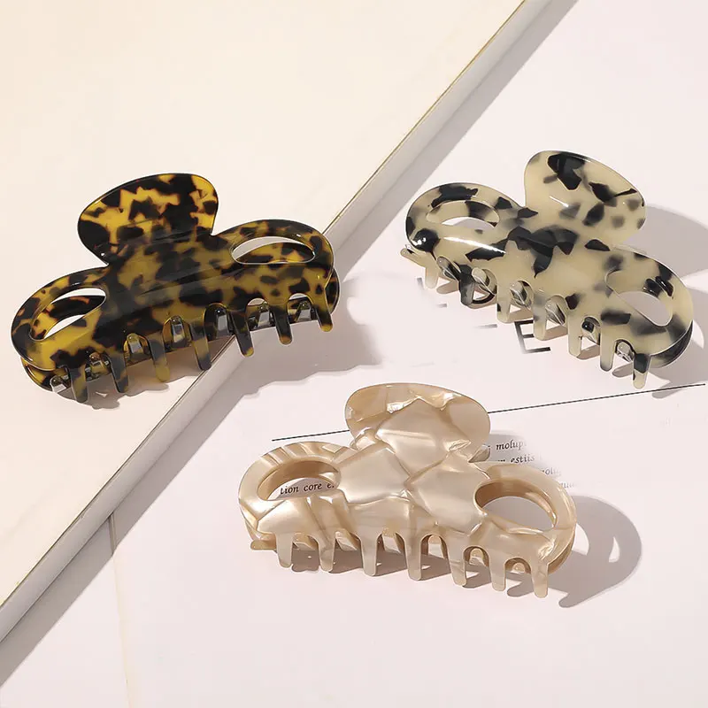 

Elegant Women Marble Printed Hair Claws Acetate Hollow Makeup Wash Face Hair Clips Vinteg Resin Hairpins Hair Accessories 2021