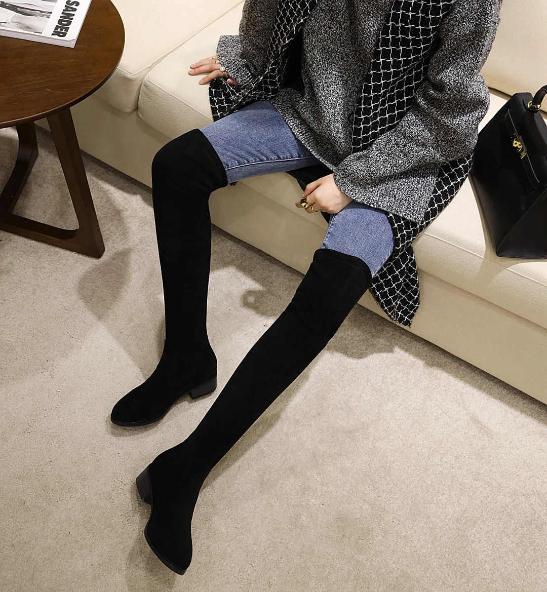 Сапоги-чулки выше колена с круглым носком на среднем каблуке | Обувь
