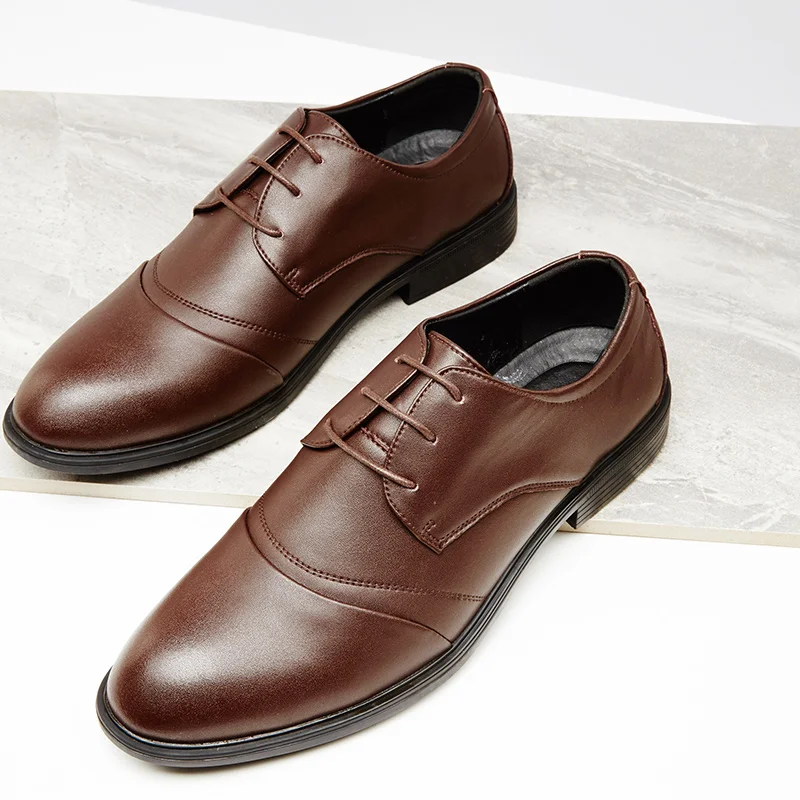 

British Fashionable Men's Genuine Leather Shoes Top Quality Hot Sale new Spring Autumn Mens flat Antiskid Business Dress Shoes