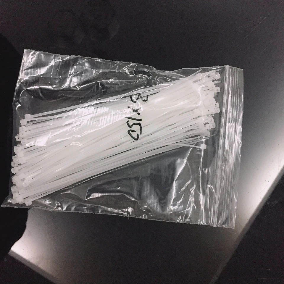 Самоблокирующиеся пластиковые нейлоновые кабельные стяжки белые крепежные