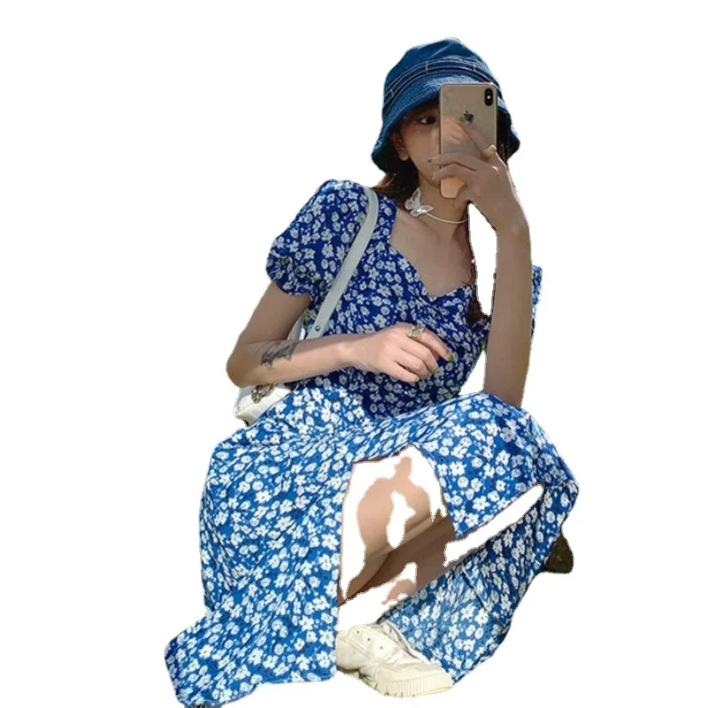 

Summer 2021 new French European and American Style Floral split skirt shows thin temperament gentle wind Platycodon dress