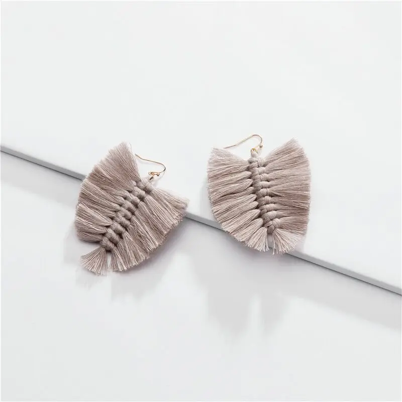 light grey Длинные серьги с кисточками для женщин, богемные серьги в виде листьев, этнические летние серьги с бахромой, ювелирные изделия, Boucles d'oreuilles Pour Les Femmes - Окраска металла: light grey