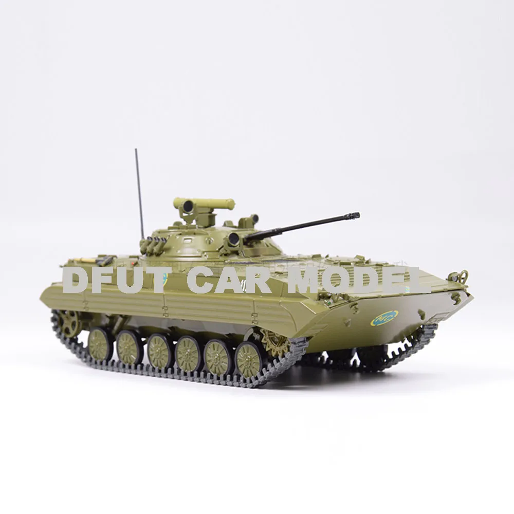 Масштаб 1:43 сплав игрушка бак модель детская автомобиль оригинал авторизованный