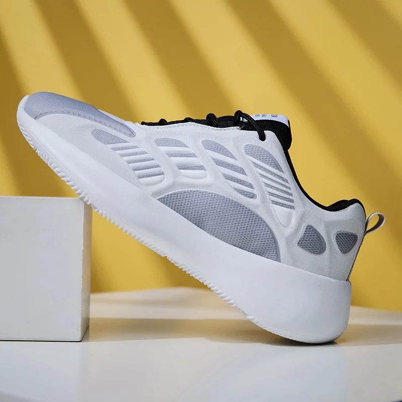 

2020 Spring Lightweight Thick Sole Hip Hop Sneakers Men Sport Shoes Casual Breathable Comfortable Male Walking Footwear Street