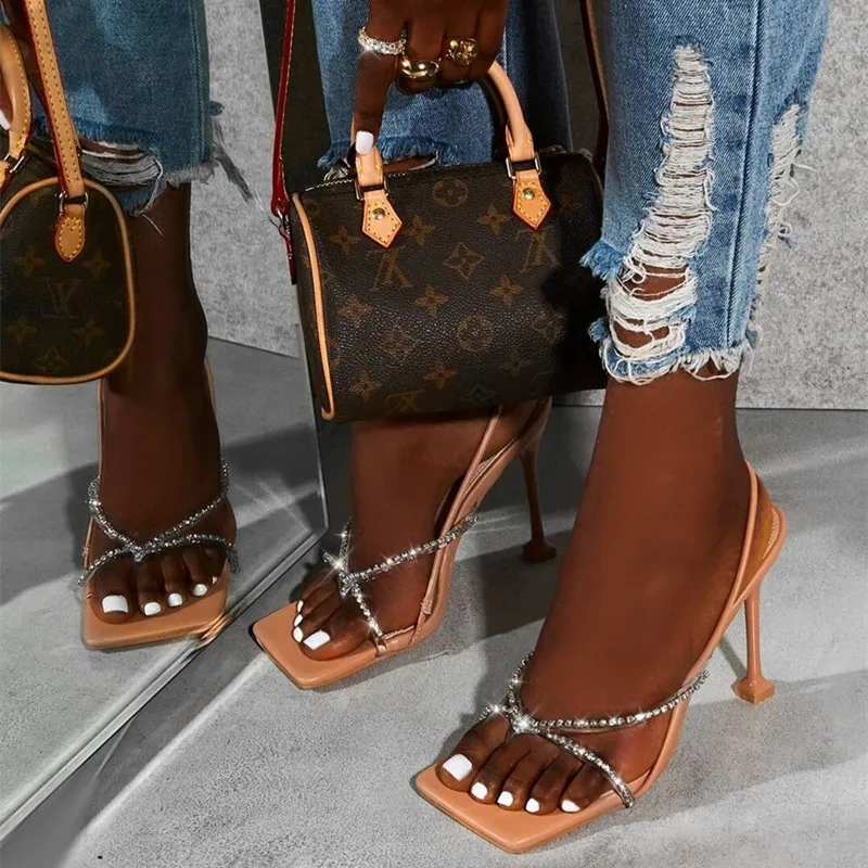 

Women's Sandals Heels Sexy High Heels Summer Women's Shoes 2020 Rhinestone Crystal Bling Sparkling Heels Square Toe Flip Flop