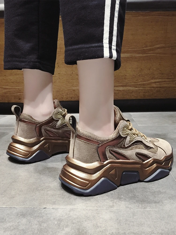 Женские кроссовки из искусственной кожи повседневные винтажные на толстой