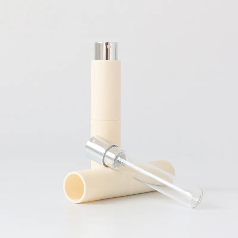 10 мл круглая вращающаяся пластиковая бутылка со спреем. Бутылки для парфюма разделяются на прочные и подлежащие переработке, удобные для путешествий.