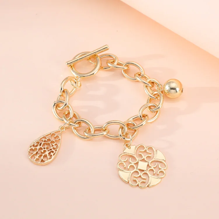 

ORNAPEADIA Fashion Simple Chain Bracelet for Women Girls Female Personality OT Buckle Trend Pendant Bracelet Wholesale