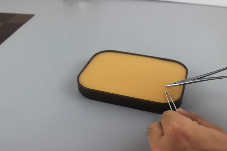 Хирургическая модель модели кожи силиконовая для хирургической практики