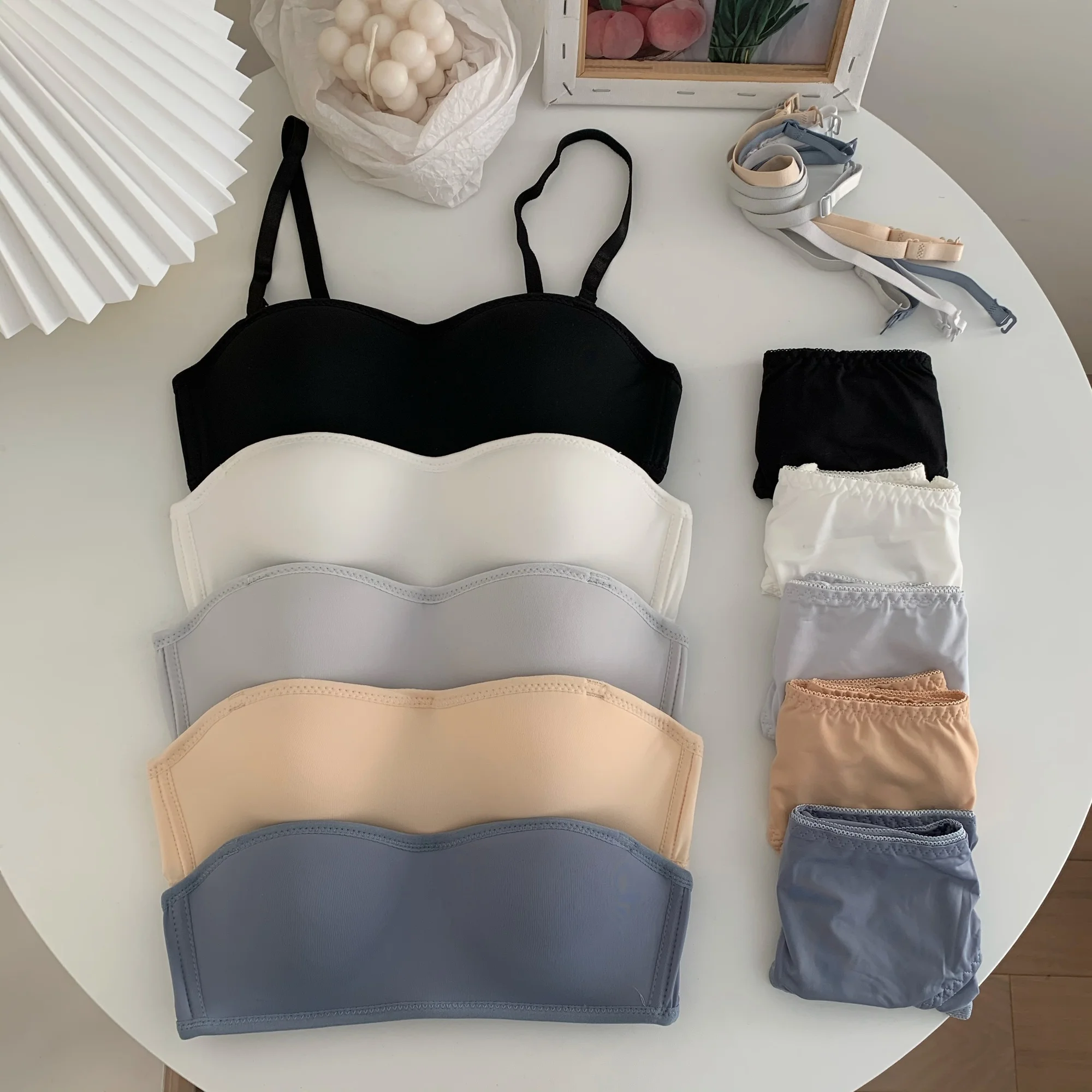 Бюстгальтер со стальными кольцами женская одежда комбинированный нескользящий