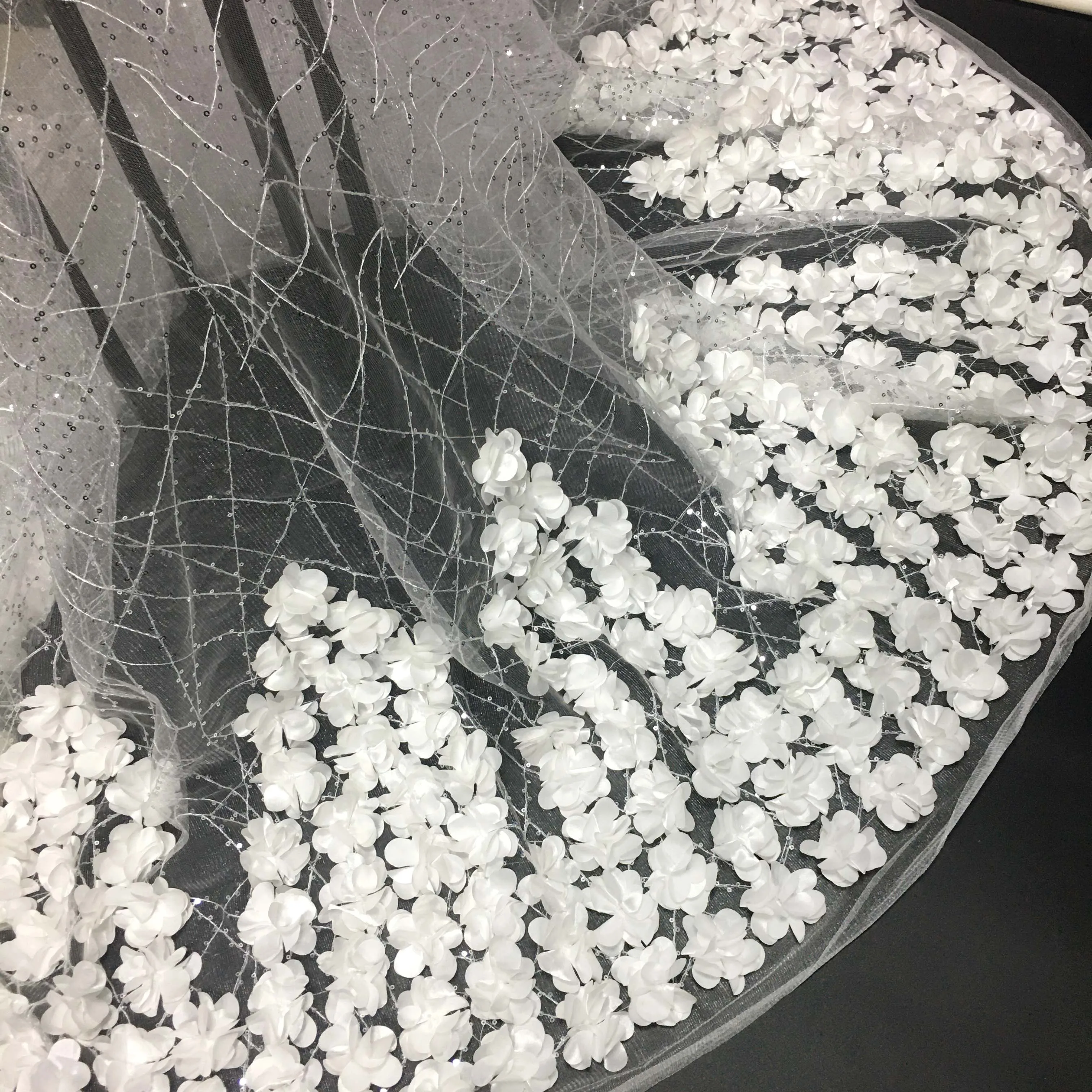 Нигерийские блестки 3d кружевные ткани 2021 Белый Высококачественный Африканский