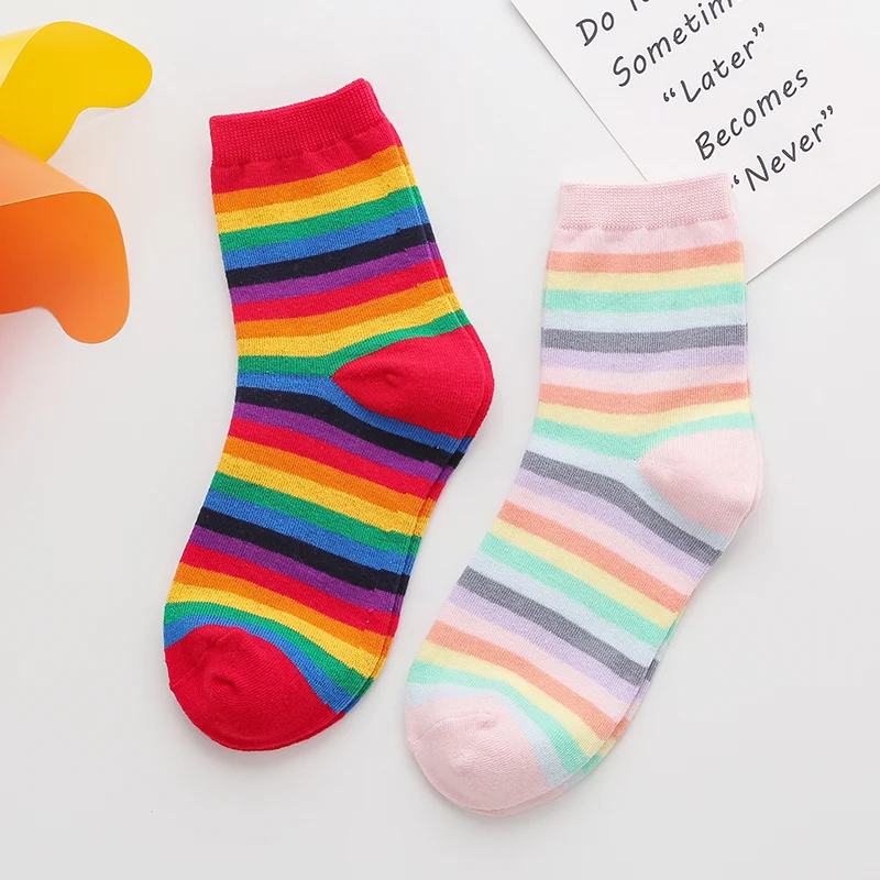 

Rainbow striped socks 1 pair women casual breathable cotton socks novelty fashion lady socks autumn