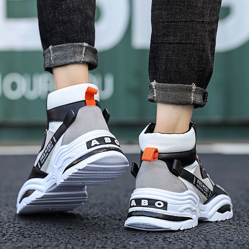 

New Men's Skateboarding Shoes Male breathable Shoes High-top Comfortable Sports Outdoor Non-slip Sneakers White Chaussure Homme