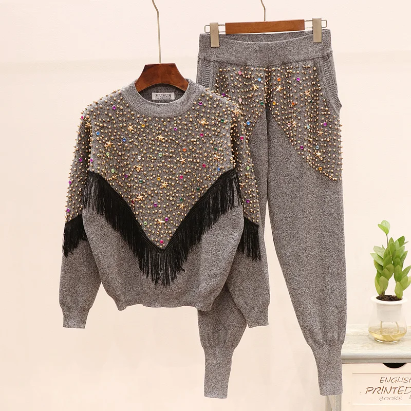 Женский трикотажный комплект из двух предметов пуловер с длинным рукавом и